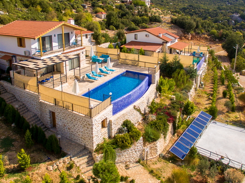  gece  -  Kasım
  | Kalkan Sarıbelen Villa Kiralama: Isıtmalı, Korunaklı Havuzlu, Doğa İçinde, 6 Kişilik